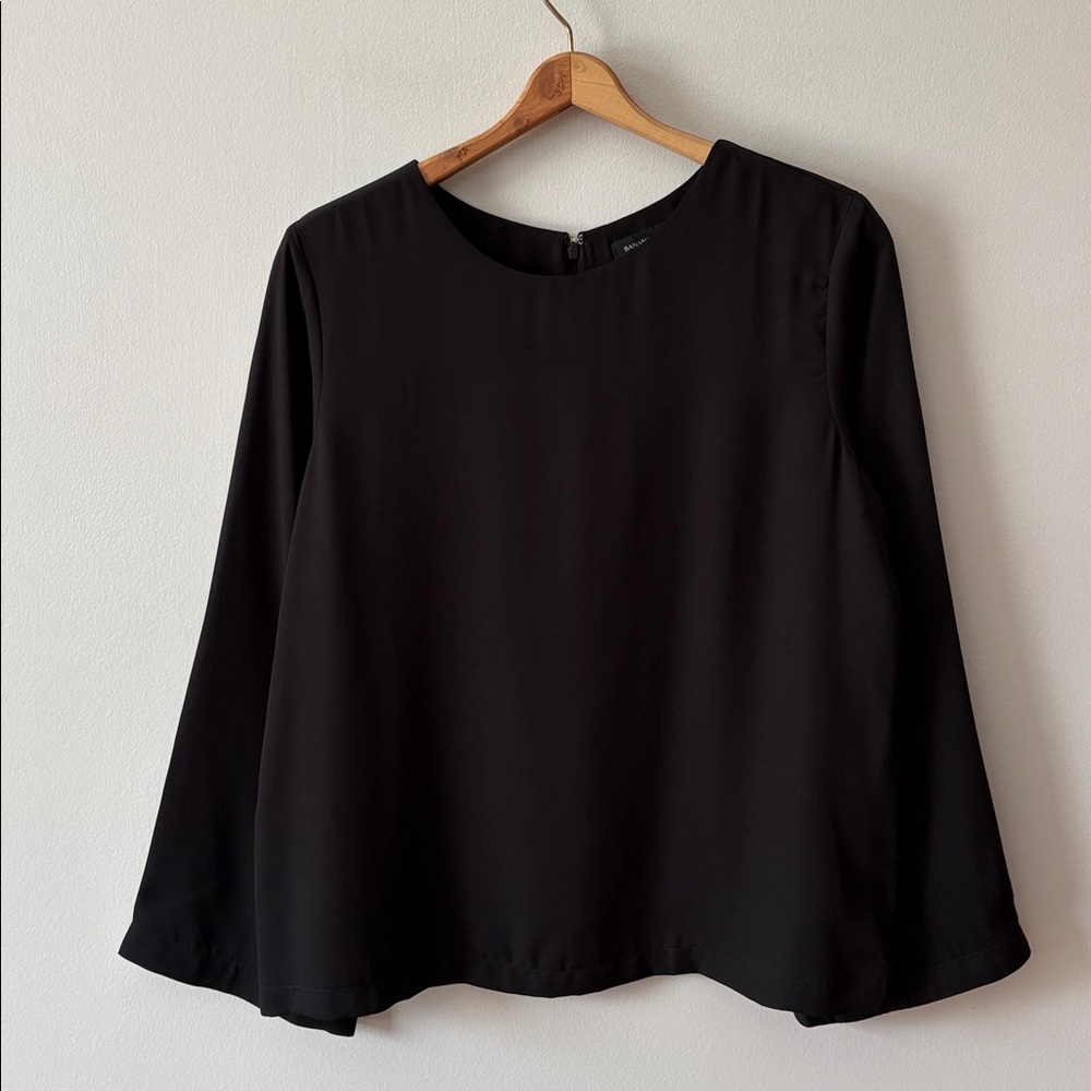 Banana Republic Solid Bell Sleeve Crew Top Black Size Medium
